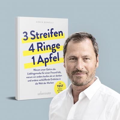 Bild 1 zu Armin Bonelli: 3 Streifen, 4 Ringe, 1 Apfel am 25. April 2024 um 19:00 Uhr, Thalia Wien Mitte / W3 (Wien)